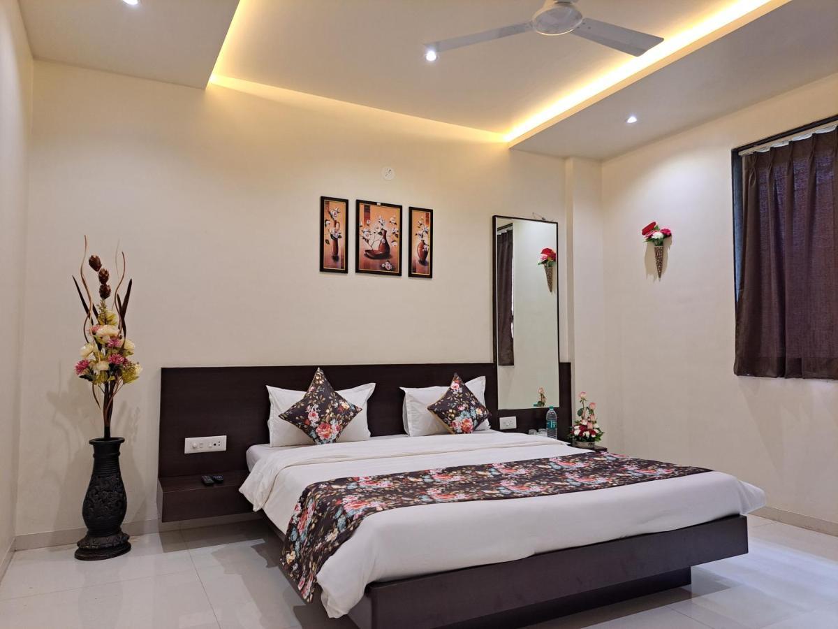 Hotel Bouquet Residency Nashik Exterior foto